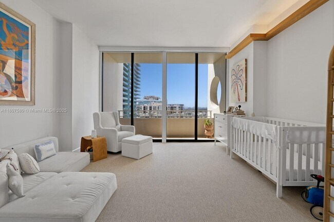 Building Photo - 10205 Collins Ave