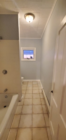 Building Photo - 107 Wilbur St