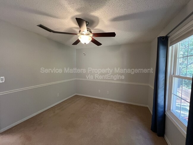 Building Photo - 6004 Players Pl