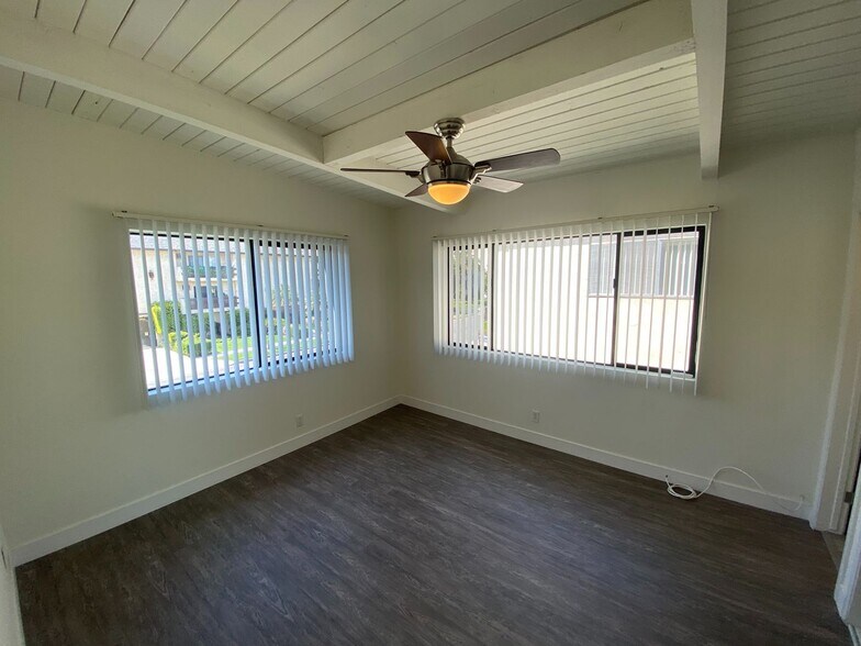 Building Photo - 3538 Keystone Av