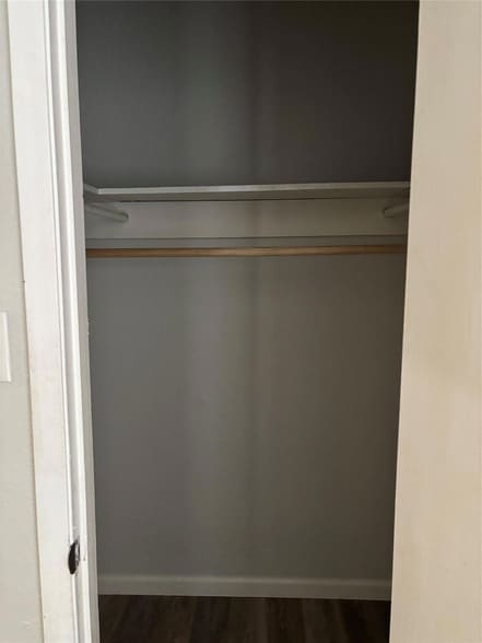 Building Photo - 1210 Southport Dr