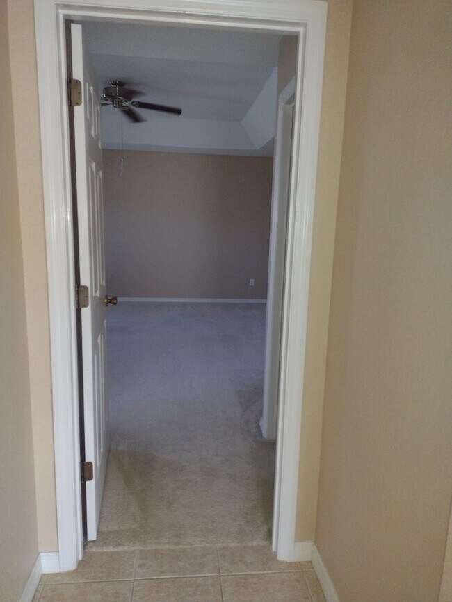 Building Photo - Beautiful home in Stonecrest