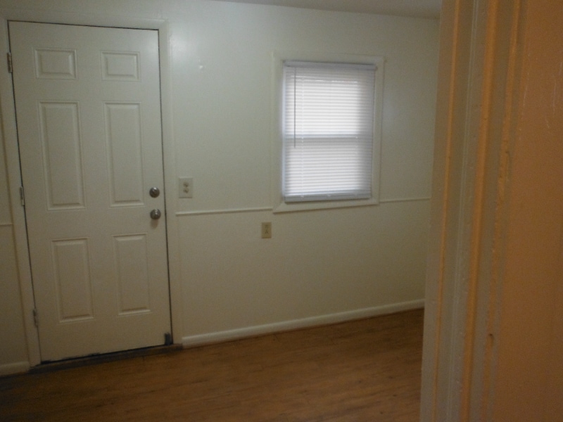 Building Photo - 1520 Frazer Ave NW