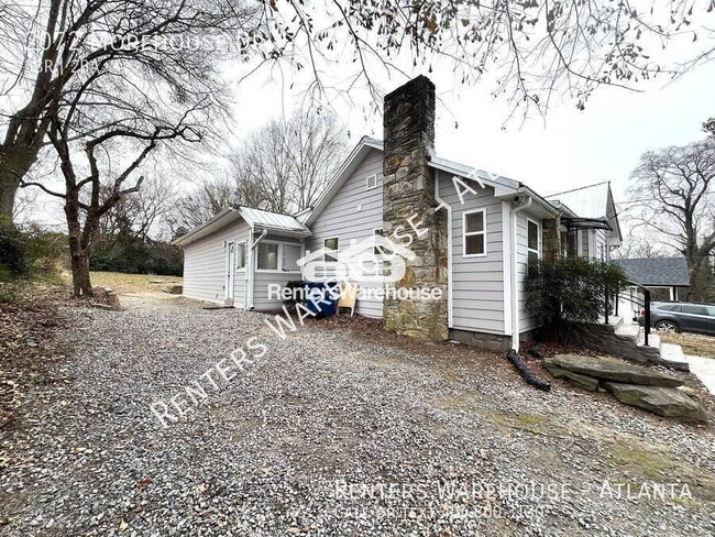 Building Photo - Stunning 3-Bedroom Renovated Home in Dixie...