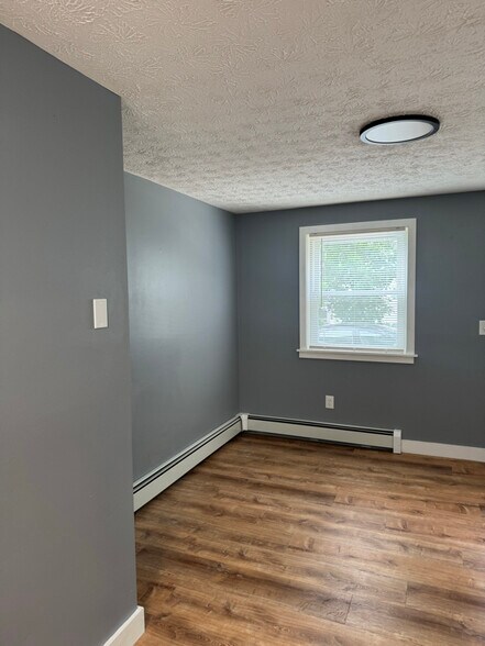 Building Photo - 45 Westland Ave