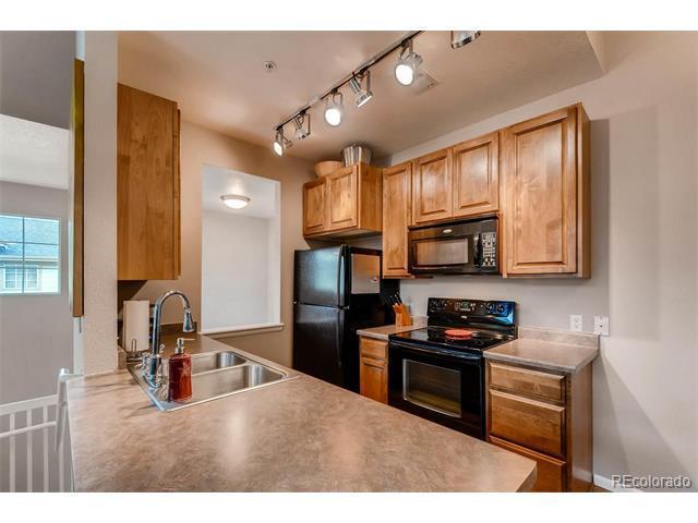 Building Photo - 3870 S Dayton St