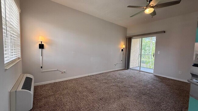 Building Photo - 10049 Perfect Dr