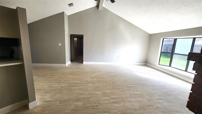 Building Photo - 16727 Carrack Turn Dr