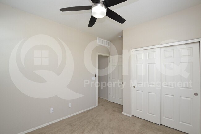 Building Photo - 270 N Scott Dr