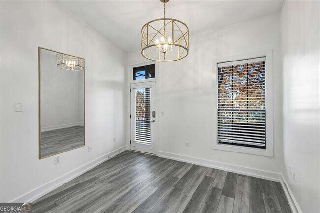 Building Photo - 791 Wylie St SE