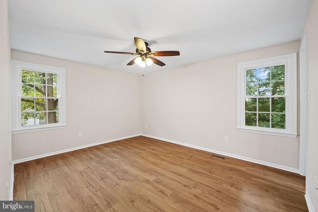 Building Photo - 6361 Woodland Ridge Ct