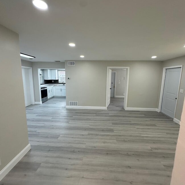 Building Photo - 3620 NW 9th St