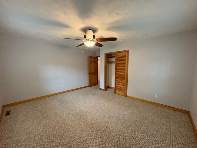 Building Photo - 1849 Oyster Bay Ln