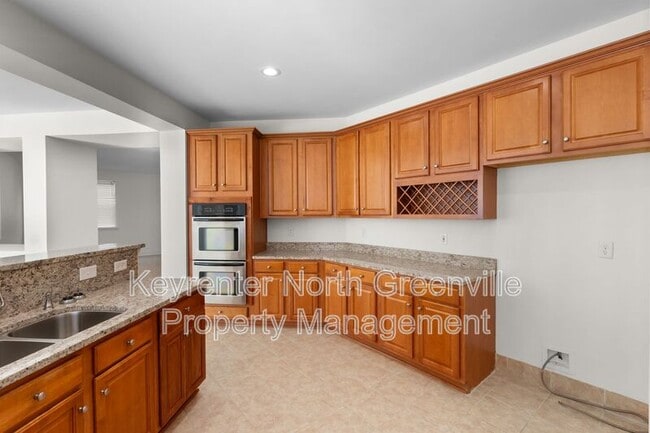 Building Photo - 124 Scottish Ave