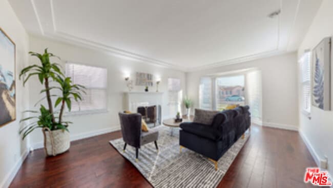 Building Photo - 2059 W 83rd St