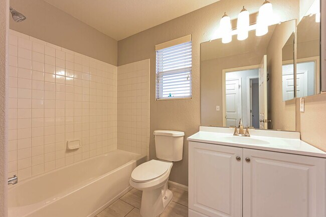 Building Photo - 4727 S Ireland Ct
