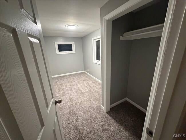 Building Photo - 103-105-105 Drexler St