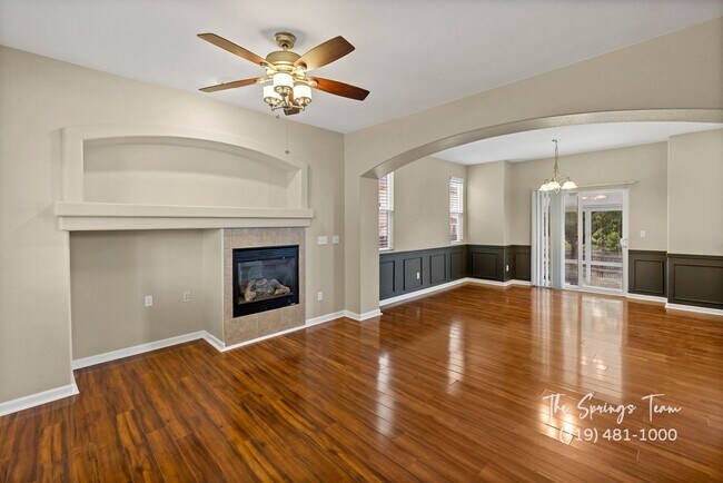 Building Photo - CHARMING, RECENTLY REMODELED 3BD HOME w/ E...