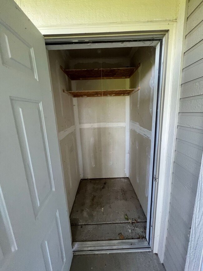 Building Photo - Nice 2 Bed 2 Bath Condo