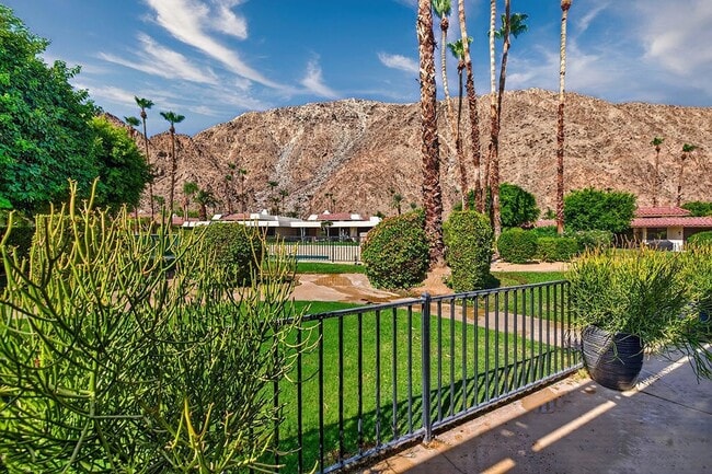 Building Photo - 77765 Cottonwood Cove