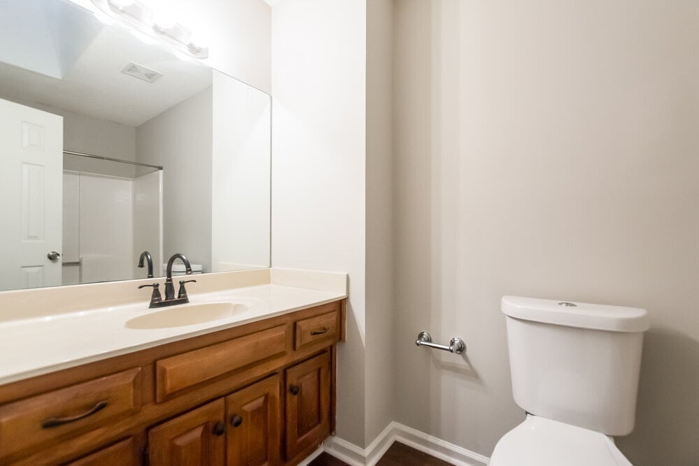 Building Photo - 2715 Horseshoe Creek Dr