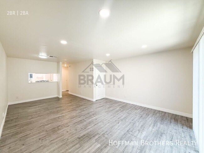 Building Photo - 14257 Friar St