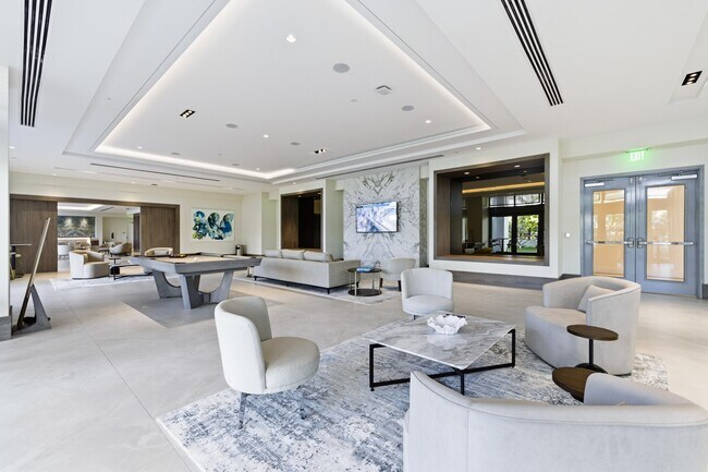 Building Photo - 220 Lake Shore Dr