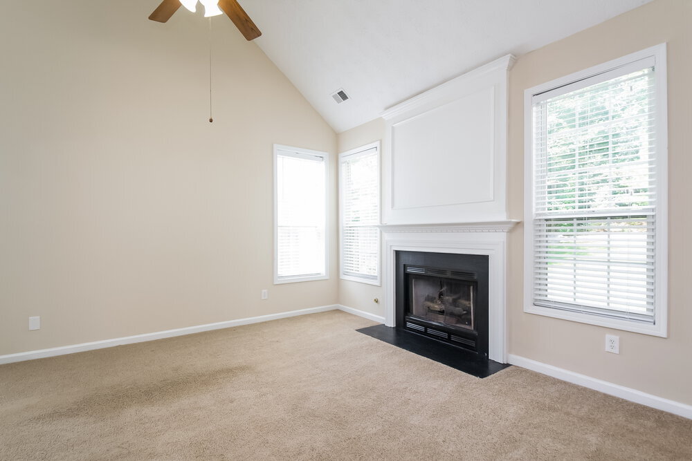 Building Photo - 169 Weatherstone Dr