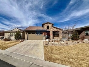 Building Photo - 873 Woodgate Dr