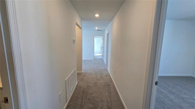 Building Photo - 2159 Chris Dr