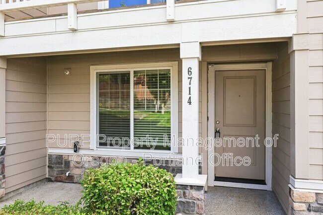 Building Photo - 6714 NW 158th Ave