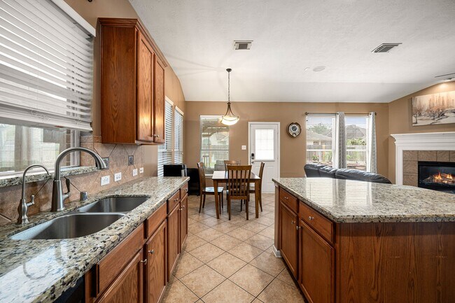 Building Photo - 13835 Cane Valley Ct