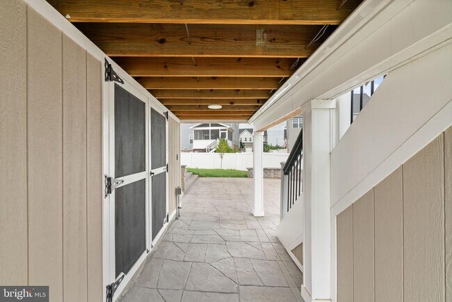 Building Photo - 7550 Mint Springs Ct