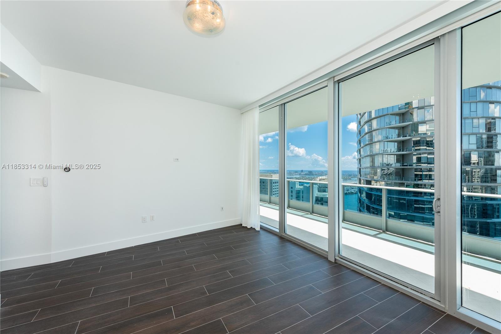 Building Photo - 200 Biscayne Boulevard Way