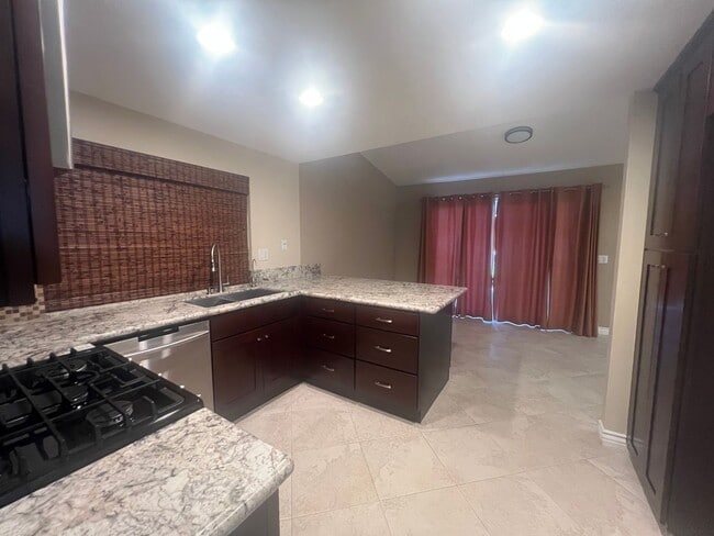 Building Photo - Beautiful upgraded 3 bedroom home in Orangecrest!