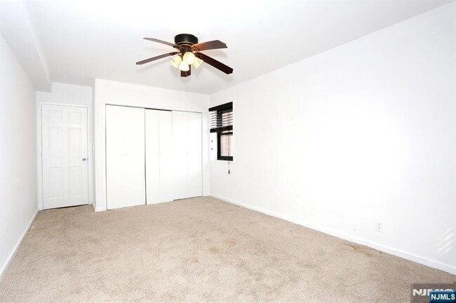 Building Photo - 208 Anderson St