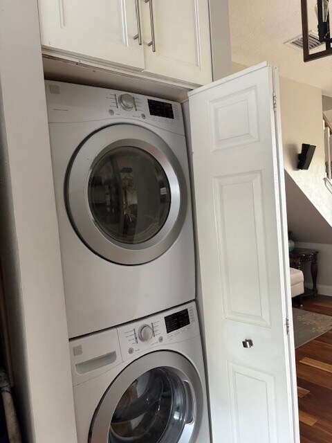 Washer/Dryer with storage cabinets above - 574 Ryans Woods Ln