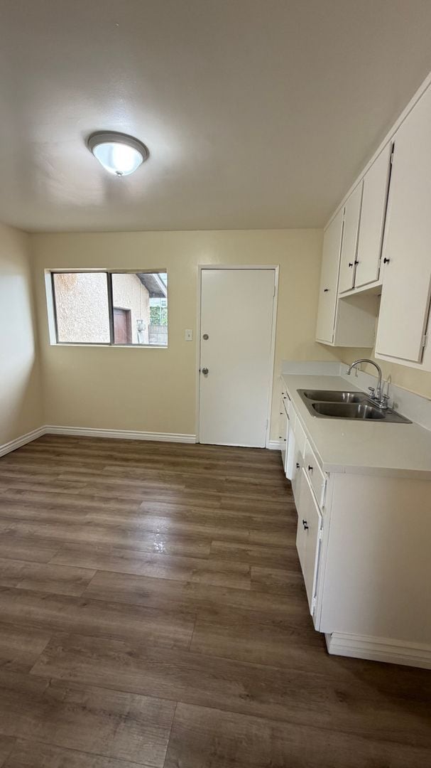 Building Photo - 159th