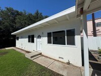 Building Photo - 606 1/2 E Oak St