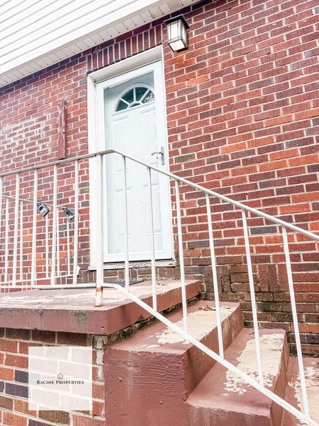 Building Photo - Beautiful One Bedroom Apartment Available ...