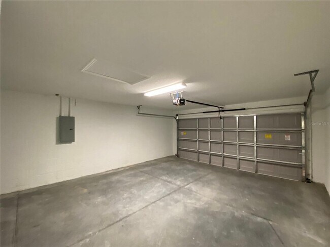 Building Photo - 14843 SW 48th Ave