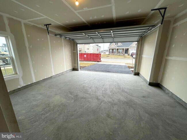 Building Photo - 200 Norland Knoll Dr