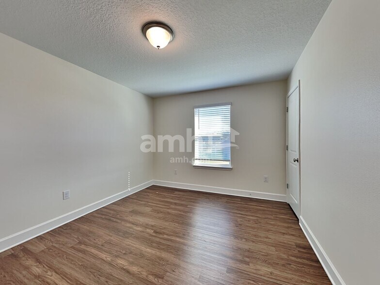 Building Photo - 11208 Delicate Rose Ct