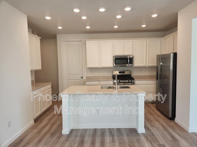 Building Photo - 630 Greenville