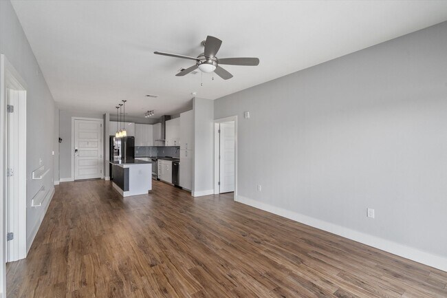 Building Photo - Luxury Burnet Road Condominium For Rent