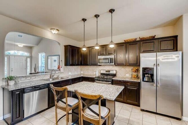 Building Photo - 1428 Bess Cove