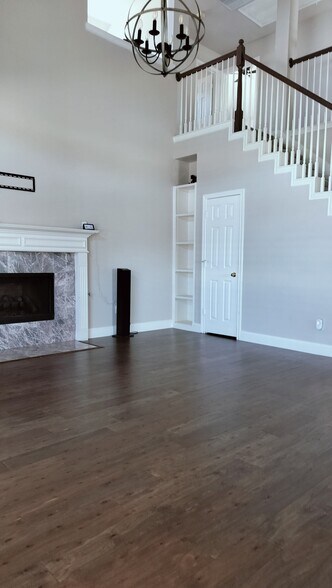 Building Photo - 8001 Case Dr