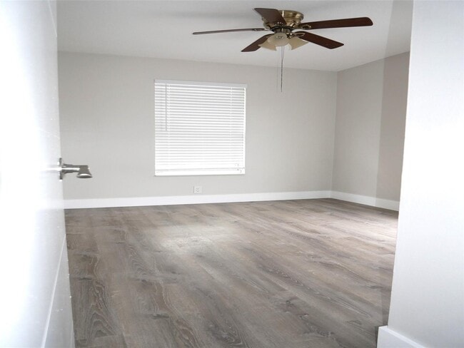 Building Photo - 7347 NW 75th St