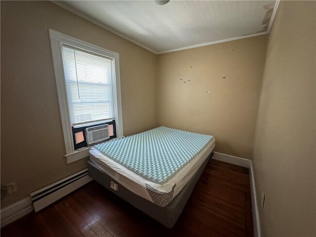 Building Photo - 46 William St