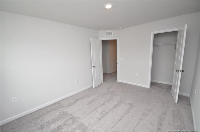 Building Photo - 1057 Shoreside Dr
